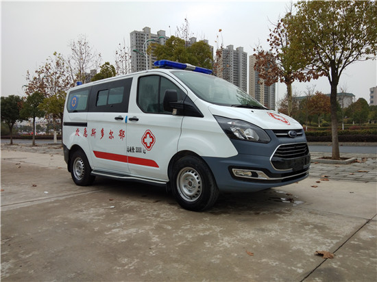 自動(dòng)檔救護(hù)車 全順救護(hù)車廠家報(bào)價(jià)15271321777